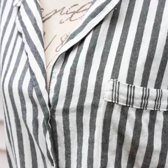 Victoria's Secret Size Large black/cream striped pajama top cotton blend - Picture 3 of 11